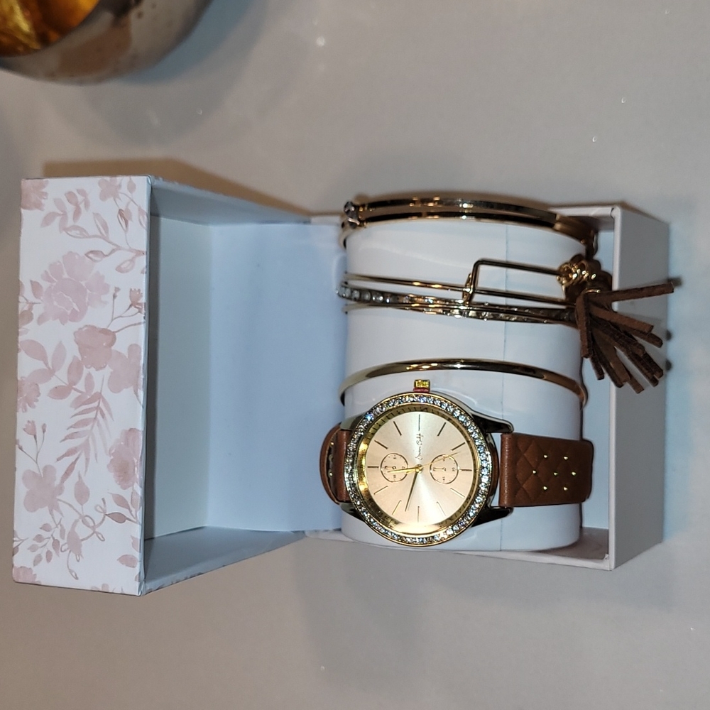 Jessica Carlyle Watch bracelet set